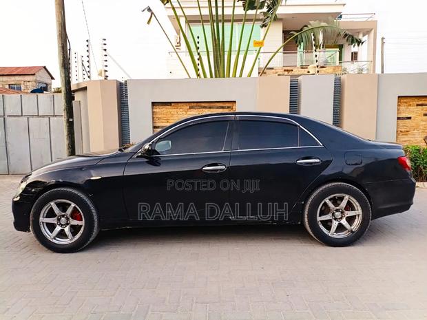 Toyota Mark X 2005 Black