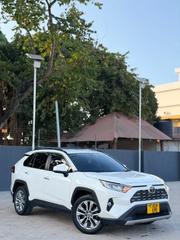 Toyota RAV4 2020 White for sale
