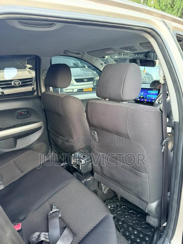 Toyota IST 2004 Beige