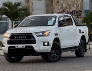 Toyota Hilux 2023 Off white for sale