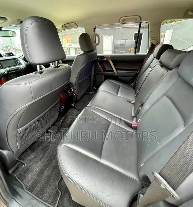 Toyota Land Cruiser Prado 2014 Brown