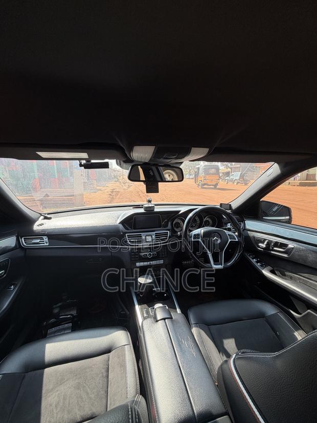 Mercedes-Benz E250 2014 Black