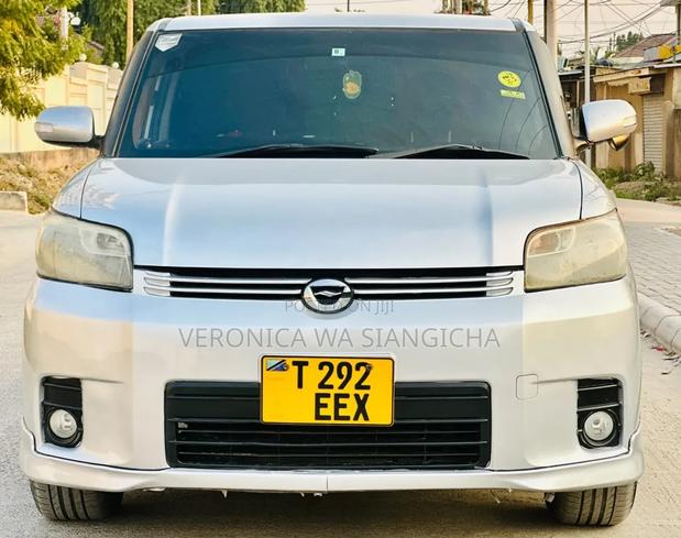 Toyota Corolla Rumion 2008 White