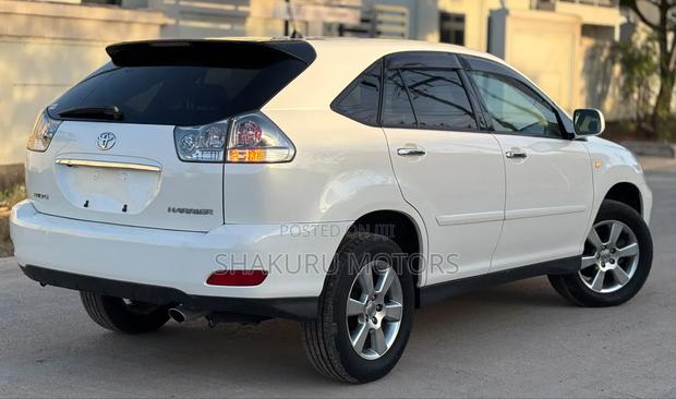 Toyota Harrier 2008 White