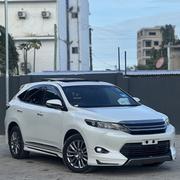 Toyota Harrier 2016 Pearl for sale