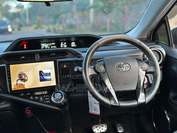 Toyota Aqua 2017 White