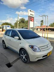 Toyota IST 2004 Pearl for sale