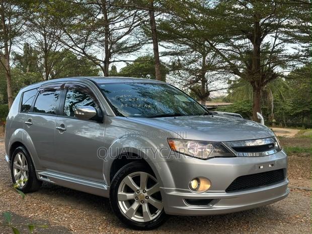 Mitsubishi Outlander 2009 Silver
