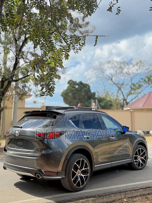 Mazda CX-5 2018 Gray