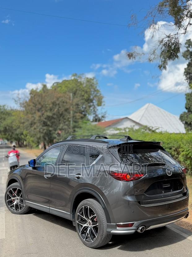 Mazda CX-5 2018 Gray