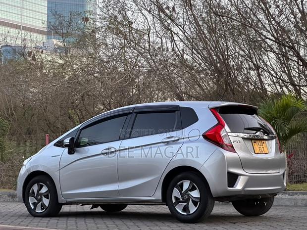 Honda Fit 2015 Silver