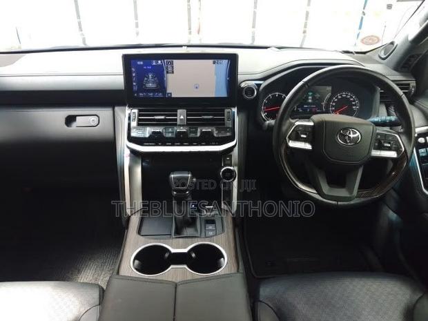 Toyota Land Cruiser 2023 Maroon