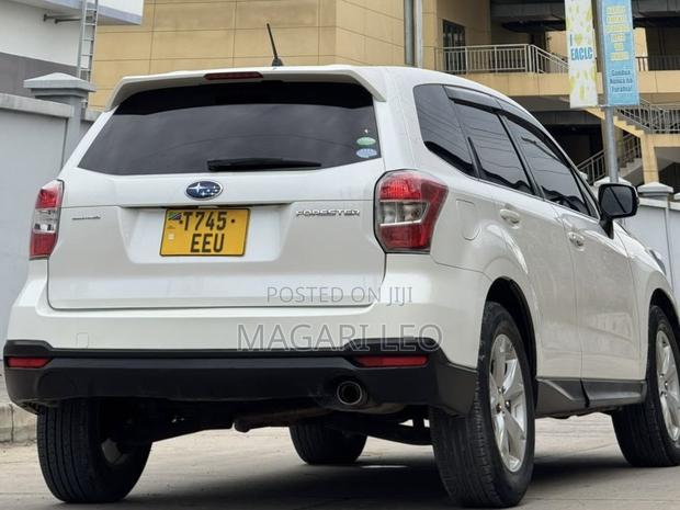 Subaru Forester 2.5X 2013 White