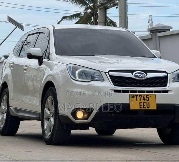 Subaru Forester 2.5X 2013 White
