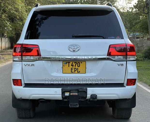 Toyota Land Cruiser 4.5 V8 TD 2020 White