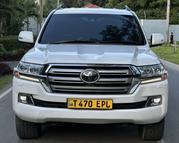 Toyota Land Cruiser 4.5 V8 TD 2020 White for sale