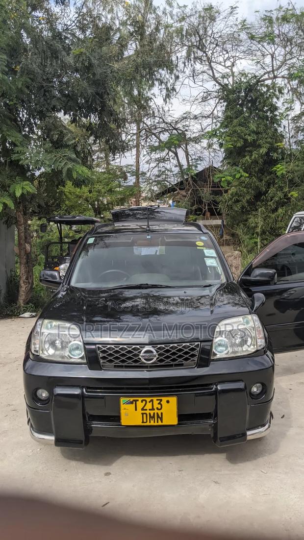 Nissan X-Trail 2.0 2007 Black