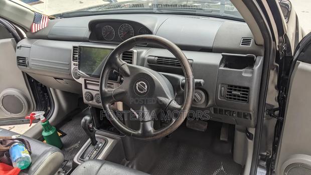 Nissan X-Trail 2.0 2007 Black