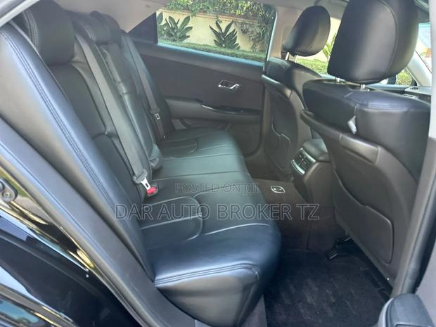 Toyota Crown 2009 Black