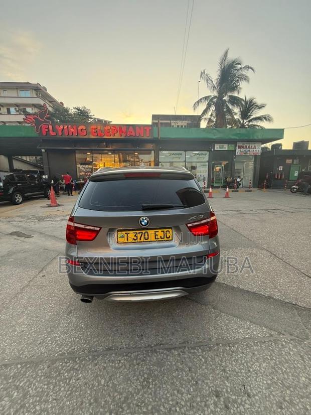 BMW X3 xDrive28i 4dr SUV AWD (2.0L 4cyl Turbo 8A) 2014 Gray