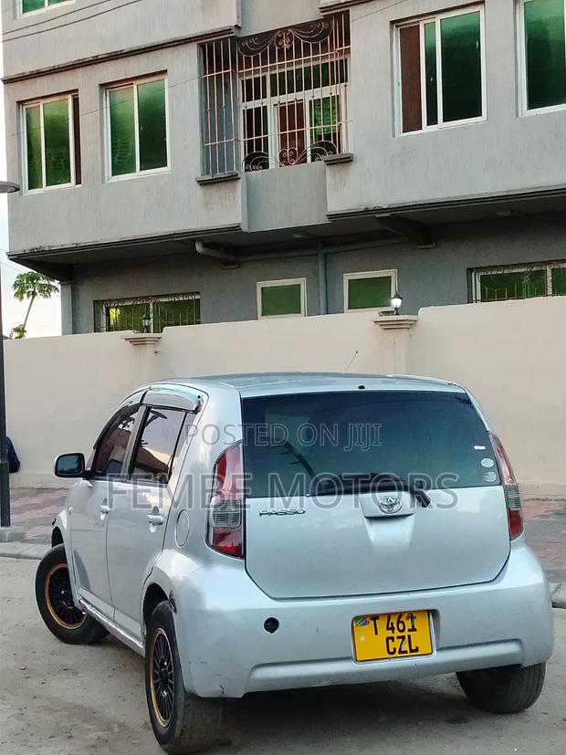 Toyota Passo 2005 Silver
