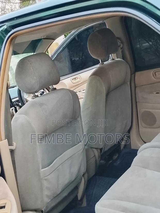 Toyota Vista 2003 Green