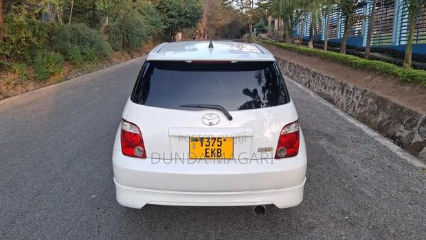 Toyota IST 2007 White