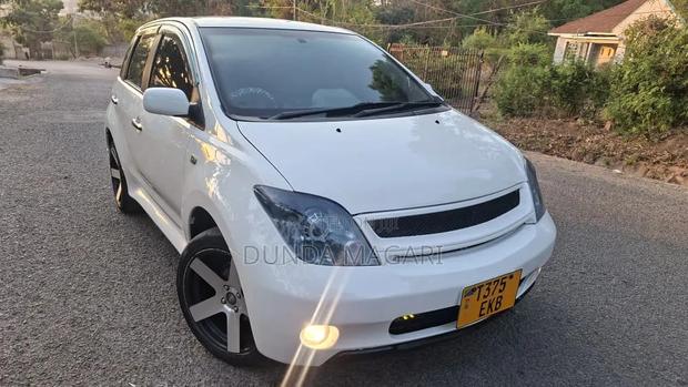 Toyota IST 2007 White