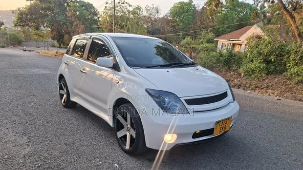 Toyota IST 2007 White