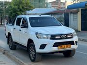 Toyota Hilux 2017 White for sale