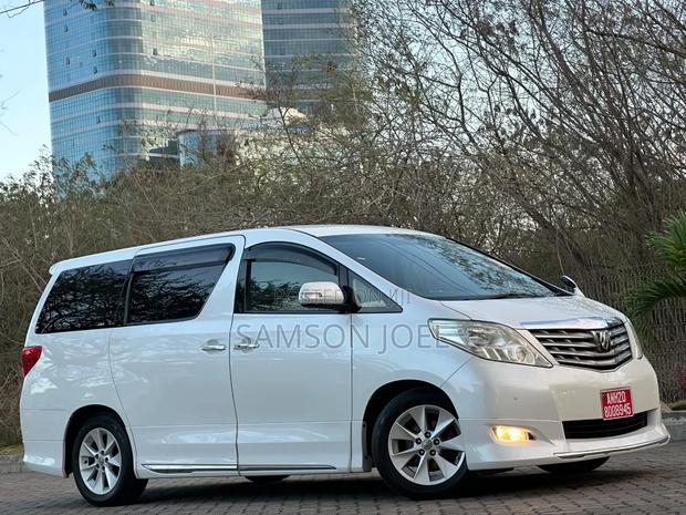Toyota Alphard 2009 White