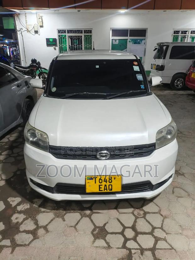 Toyota Corolla Rumion 2008 Pearl