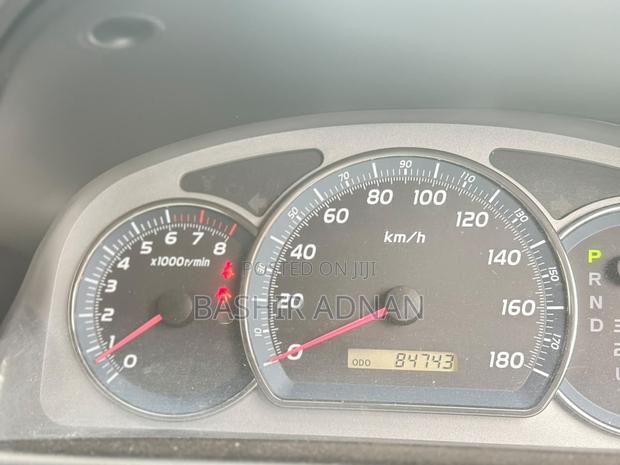 Toyota Alphard 2005 Pearl