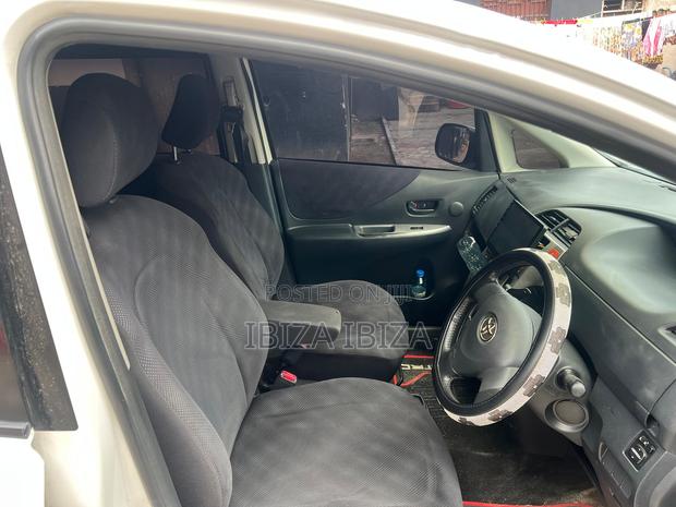 Toyota Ractis 1.5 AWD 2007 White