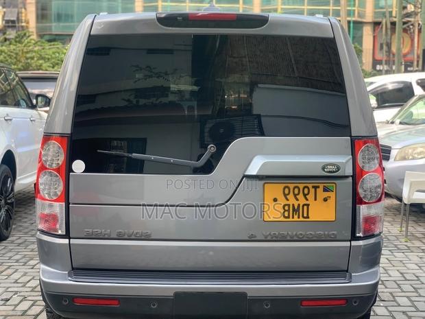 Land Rover Discovery 2013 Gray