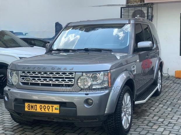 Land Rover Discovery 2013 Gray