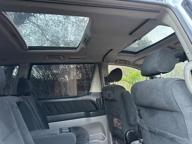 Toyota Alphard 2005 Silver
