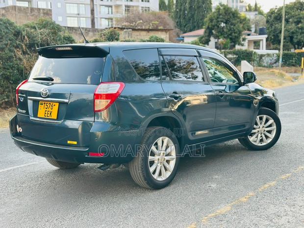Toyota Vanguard 2008 Green