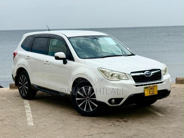 Subaru Forester 2012 White