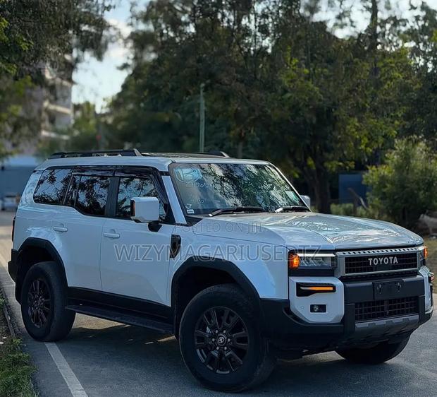 Toyota Land Cruiser Prado 2025 Ivory
