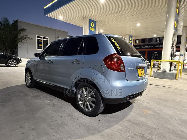 Mazda Verisa 2006 Blue