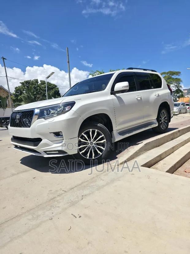 Toyota Land Cruiser Prado 2.7 2020 White