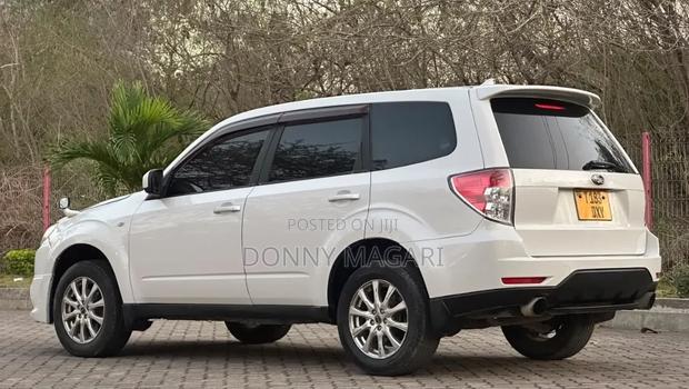Subaru Forester 2009 White