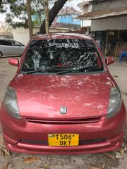 Toyota Passo 2005 Maroon for sale