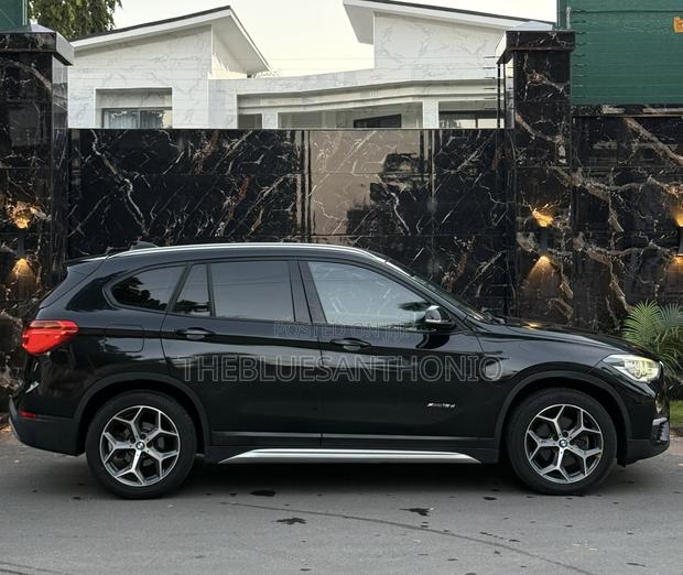 BMW X1 xDrive28i AWD 2016 Black