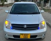Toyota IST 2005 Silver for sale