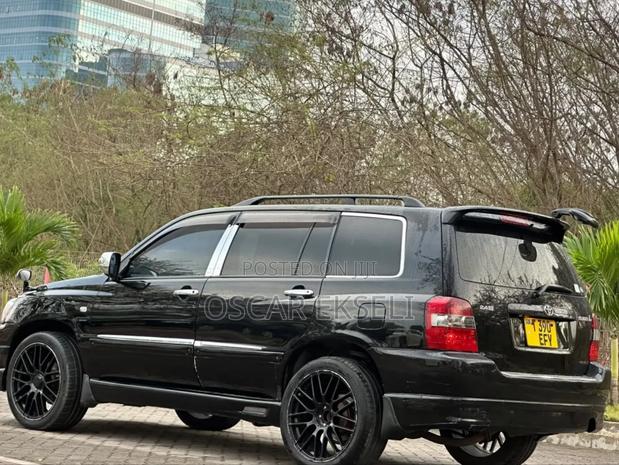 Toyota Kluger 2006 Black