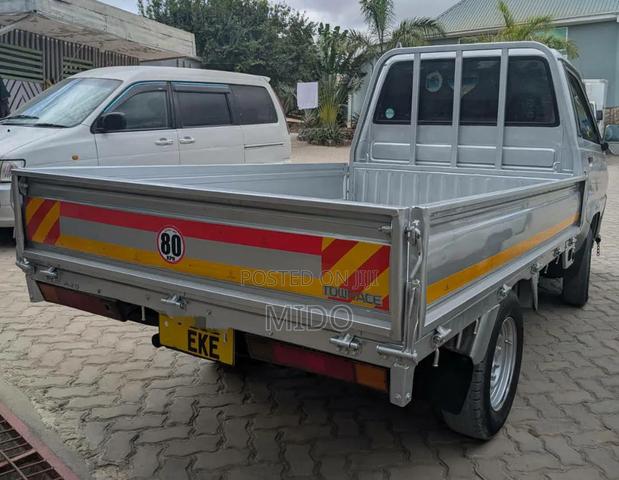 Toyota TownAce 2005 Silver