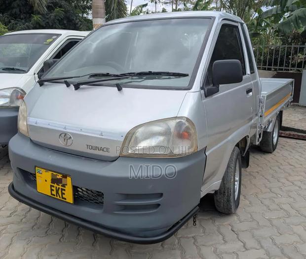 Toyota TownAce 2005 Silver