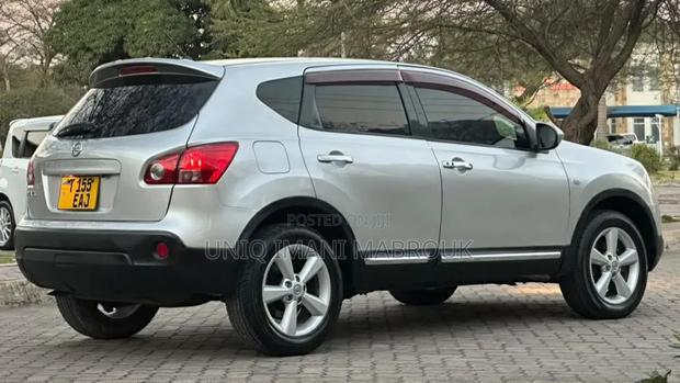 Nissan Dualis 2018 Silver
